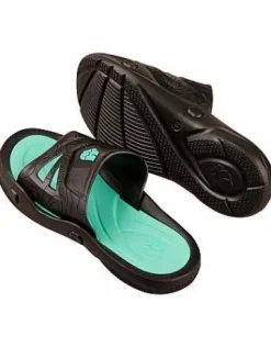 Men's Pool Shoes^Mad Wave Wakes